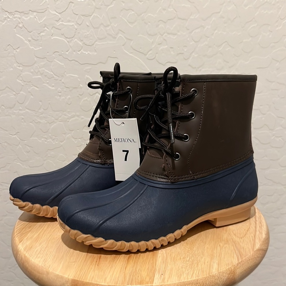 NWT - MERONA Paula Genuine Leather Waterproof Duck Boots